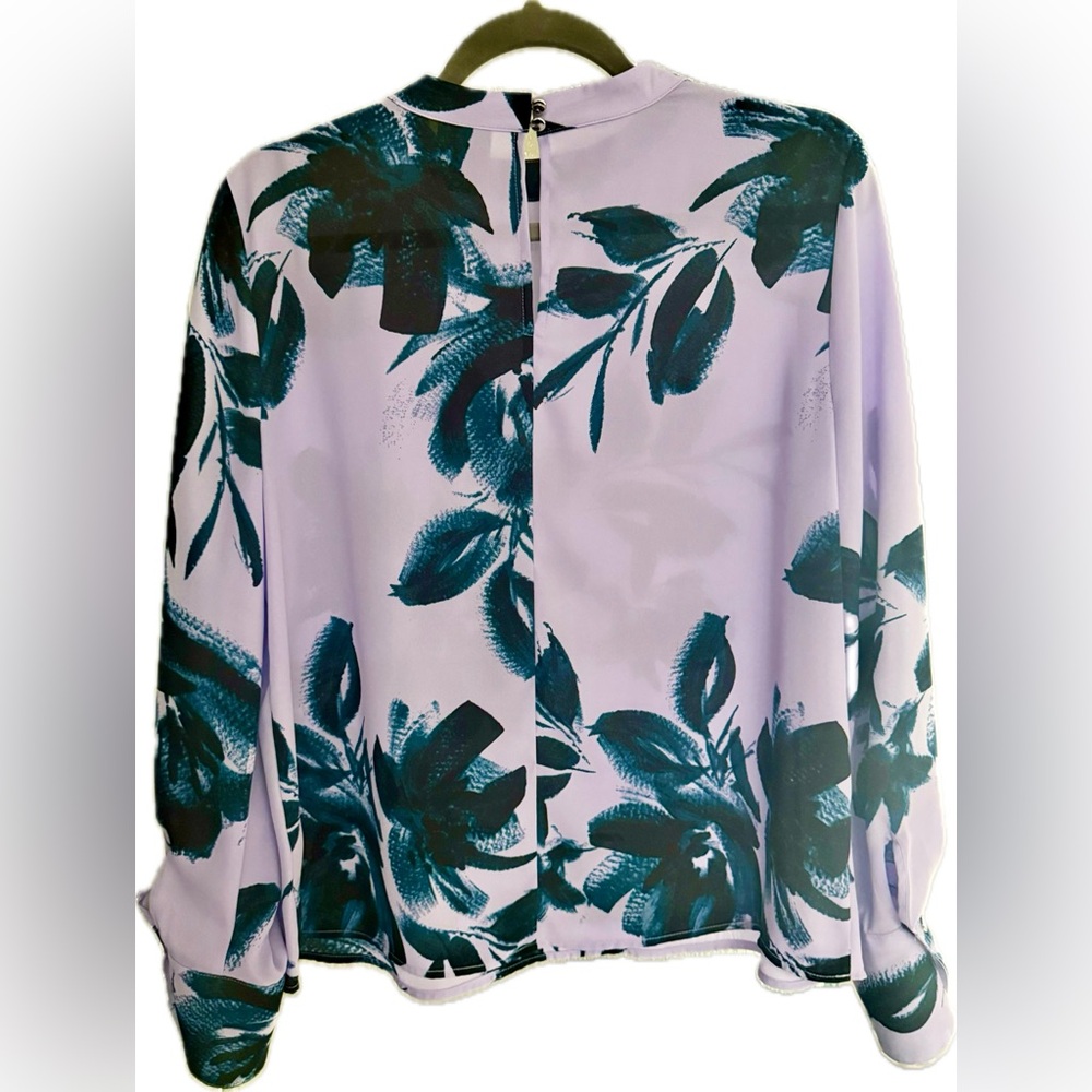 Worthington Women's Floral Top - Lavender and Dark Blue, Sz M - Picture 2 of 5